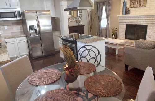 Conyers House | Southern Ranch with Private Parking and Fence.