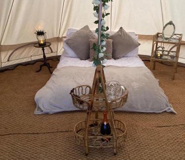 Kneesall Other | Southfields Bell Tent.