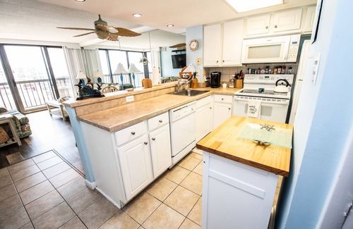 North Ocean City Condo | -Southside Ocean Front Condo- Ocean, Pools & Bay View