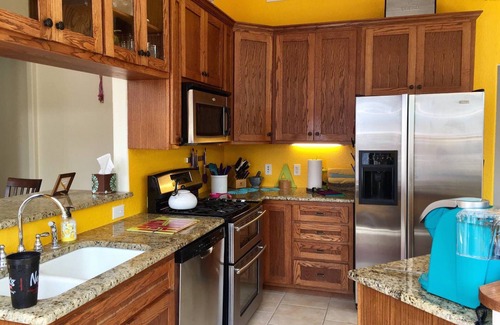 Southtown House | Southtown/Downtown 3/2 home, cocktail pool & spa, walk to Alamo & Convention Ctr