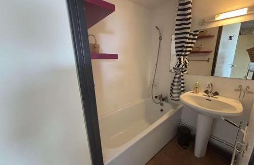 Saint-Pierre-la-Mer Apartment | SP310-214 Appt T3 Cabine 5 personnes SAINT PIERRE LA MER