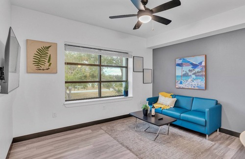 Zephyrhills West Apartment | Spacious 1 BDR Condo with access to Pickleball, Padel, Tennis, Wellness Center and nearby Golf!