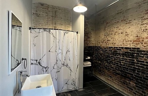 Mullins Apartment | Spacious 1 Bedroom Private Apartment in walking distance of Downtown Mullins