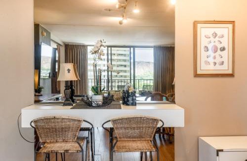 Waikiki Apartment | Spacious 14th Floor Corner Suite, Partial Diamond Head and Ocean Views, FREE Parking!