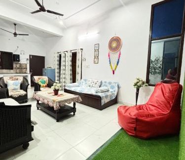 Haldwani Apartment | Spacious 1bhk Non Ac - By Tulsi Homestay