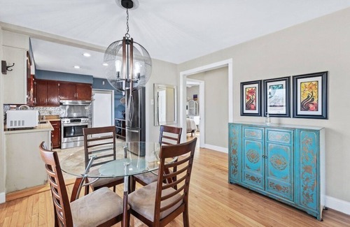 Belleville House | Spacious 2/1 w/large yard only 20 min to STL Arch