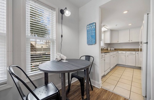 Windy Hill Condo | Spacious 2 BR Retreat- Island Palms C1