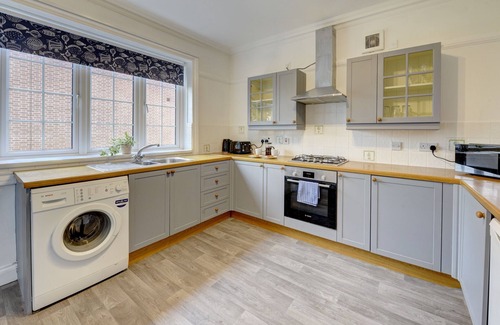 Thorpe Satchville Apartment | Spacious 2 Bedroom Flat ideal for families and contractors