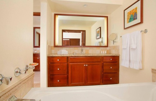 Ko Olina Resort | Spacious 2 Bedroom Villa @ Marriott’s Ko Olina ~ 4 Star Resort Access ~ 8 Guests