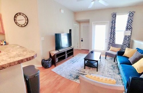 Huntsville Apartment | Spacious 2bd apt in South Huntsville, close to Redstone Arsenal & downtown!