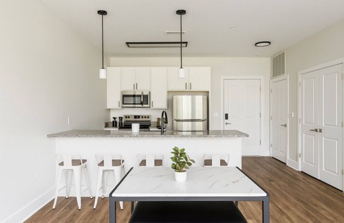 Glen Iris Apartment | ✨ Spacious 2BR/2BA Condo Across from UAB ✨