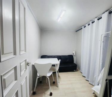 Gwanghui-dong Villa | Spacious 2BR by DDP Station Perfect for Families & Friends Walk to Seoul Attractions