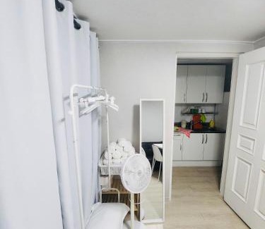 Gwanghui-dong Villa | Spacious 2BR by DDP Station Perfect for Families & Friends Walk to Seoul Attractions