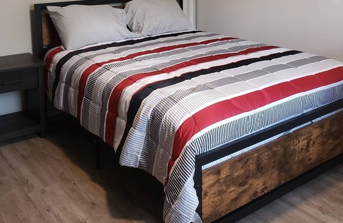 Palatka Apartment | Spacious 2BR in Duplex - left