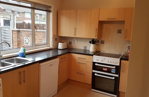 Beverley House | Spacious 3 bedroom townhouse, double, twin and kids bed