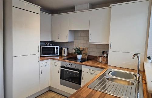 Hetton-le-Hole House | Spacious 3-Storey Home from Home in Hetton le Hole