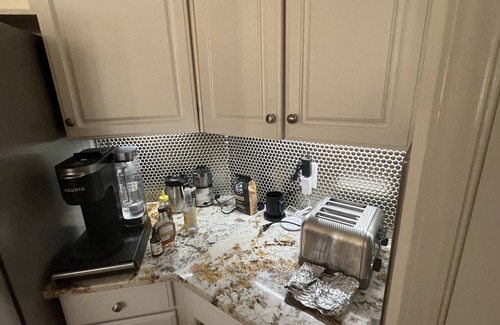 Edgehill Farm Condo | Spacious 3bdrm lake view condo close to EVERYTHING!