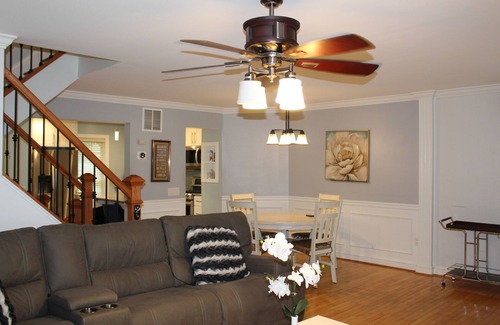 White Oak House | Spacious 3BR/2.5BA Home in White Oak, Silver Spring – Prime Location!