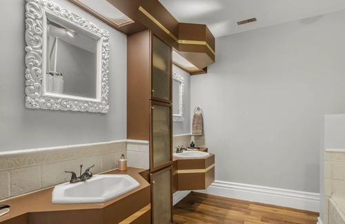 Irvington Apartment | Spacious 3BR/2BA Rental Unit - Close To Everything