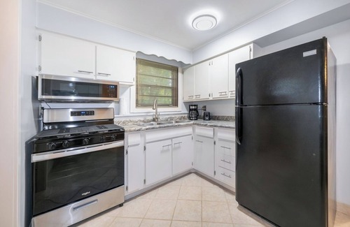 Miller Beach House | Spacious 3BR Home Firepit and Grill