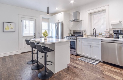 Downtown St. Louis House | Spacious 3BR Home | Games + Yard | Near Downtown