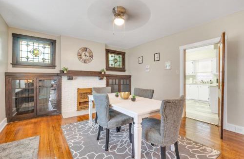 Wilkinsburg House | Spacious 3BR Home near Downtown, Oakland & East Liberty! Max 15 nights