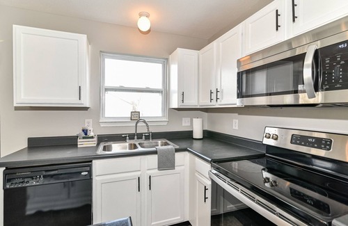 Noblesville House | Spacious 3BR Noblesville Home near Ruoff & Mojo Up