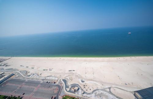 Rumailah Apartment | Spacious 3BR Seaview Duplex Perfect for Families