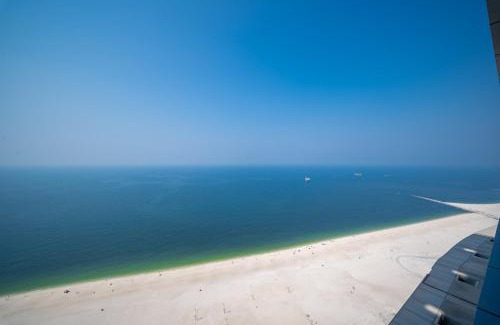 Rumailah Apartment | Spacious 3BR Seaview Duplex Perfect for Families