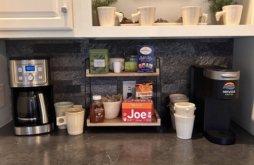 Stevensville House | Spacious 4 bdrm 4 bath home on an acre. 1 mile to Lake Michigan. St.Joe area.