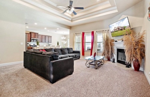 Saraland House | Spacious 4 bedroom 3 Full Bath, including a private office.nFree WIFI Included.