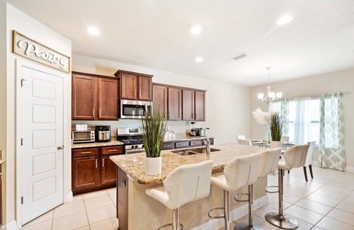 Saraland House | Spacious 4 bedroom 3 Full Bath, including a private office.nFree WIFI Included.