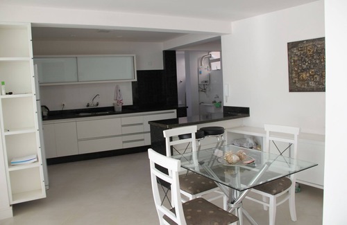 Matriz Apartment | Spacious 4 bedroom apartment in downtown Curitiba