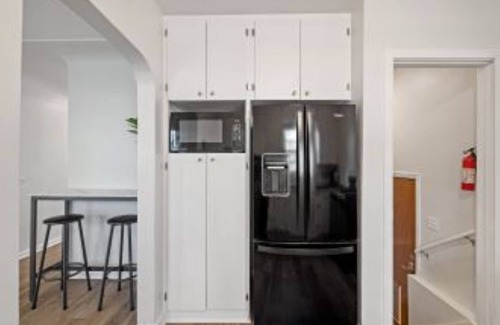 Billings House | Spacious 4-Bedroom Haven in the Heart of Billings: Your Ideal Home Awaits!