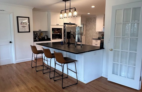 Forest Acres House | Spacious 4-bedroom house in beautiful Columbia with WiFi, AC