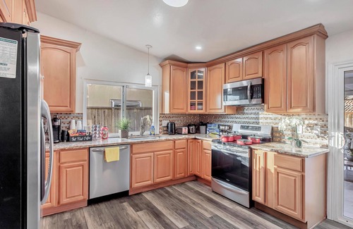 Leyva House | Spacious 4-bedroom house in enchanting San Jose with AC, WiFi, washer and dryers