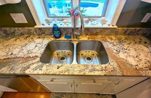 Sagamore Beach House | Spacious 4-bedroom house with huge pool, deck, near beaches and Cape Cod Canal