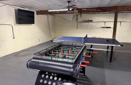 Baywood Village House | Spacious 4 Bedroom with Arcade and Heated Pool by Beach