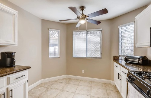 Las Vegas House | Spacious 4Bdr Entire Home with Pool & Spa, Outdoor Dining & 40’ RV Parking.