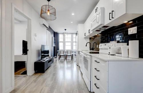 Plateau Mont Royal Apartment | Spacious 4BR 2BA in the Plateau Montreal