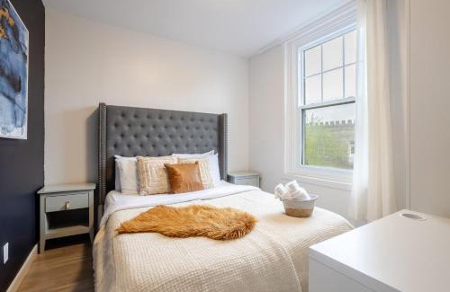 Plateau Mont Royal Apartment | Spacious 4BR 2BA in the Plateau Montreal
