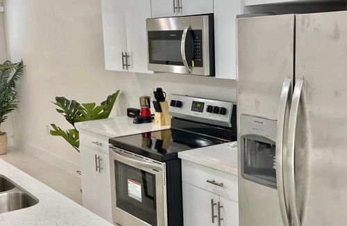 Liberty City House | Spacious 4BR house, in the heart of Miami