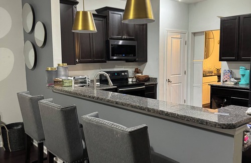 North Charleston House | Spacious 5-bedroom house in lovely North Charleston! 20mins to Downtown