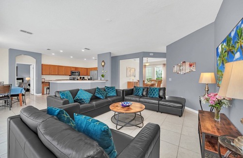 Highlands Reserve Villa | Spacious 6 Bed Pool Home with Game Room-428BD