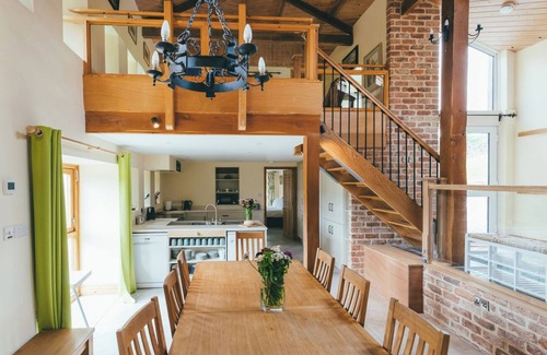 Horsehouse Other | Spacious 6-bedroom farmhouse in welcoming Leyburn with WiFi