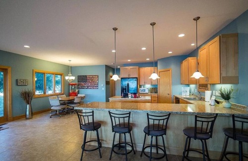 Ventura House | Spacious 6 Bedroom Lake Front Home with Beautiful Lake Views!