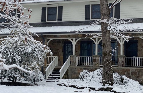 Saint Andrews House | Spacious 6-BR, On-Campus Home in Sewanee w/Lovely Porch, Outdoor Fireplace & TV