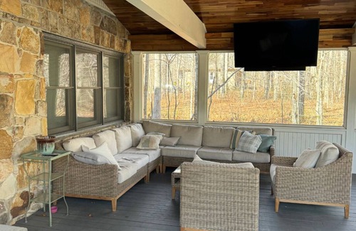 Saint Andrews House | Spacious 6-BR, On-Campus Home in Sewanee w/Lovely Porch, Outdoor Fireplace & TV