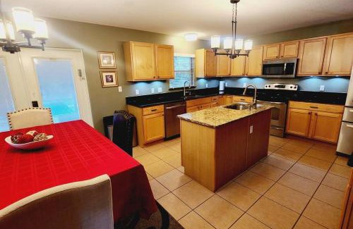 Ocala House | Spacious 6BR Pool Home in Ocala