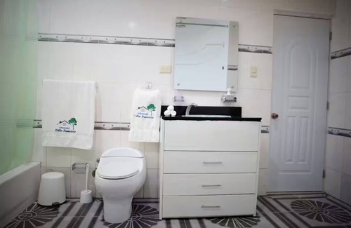 Miramar Villa | Spacious 8-bedroom villa in welcoming Santo Domingo Este with WiFi, AC